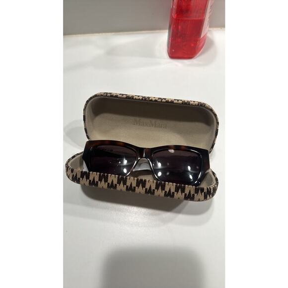 Max Mara 56mm Geometric Sunglasses - Picture 12 of 13